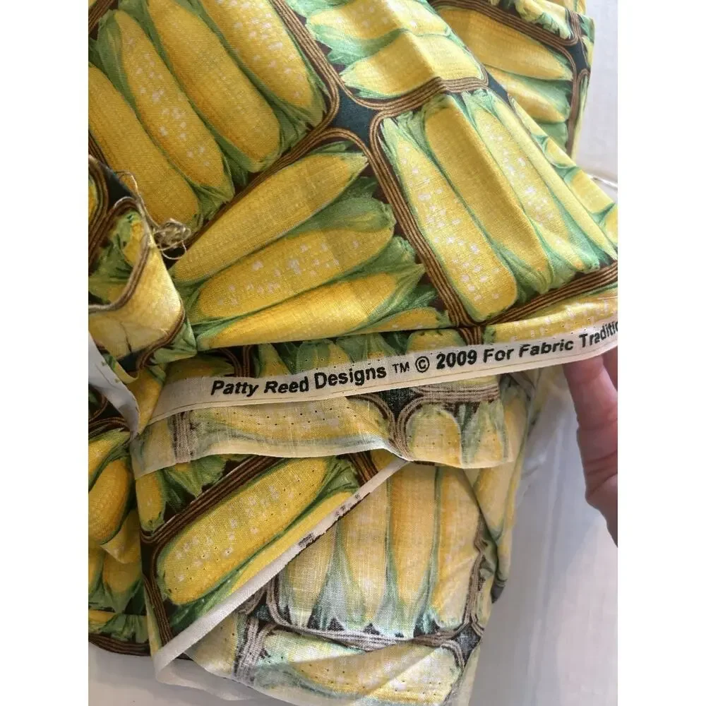 Patty Reid Designs 2009 Yellow Corn on The Cob Sew/Quilt Fabric 2‎ Yards 10”